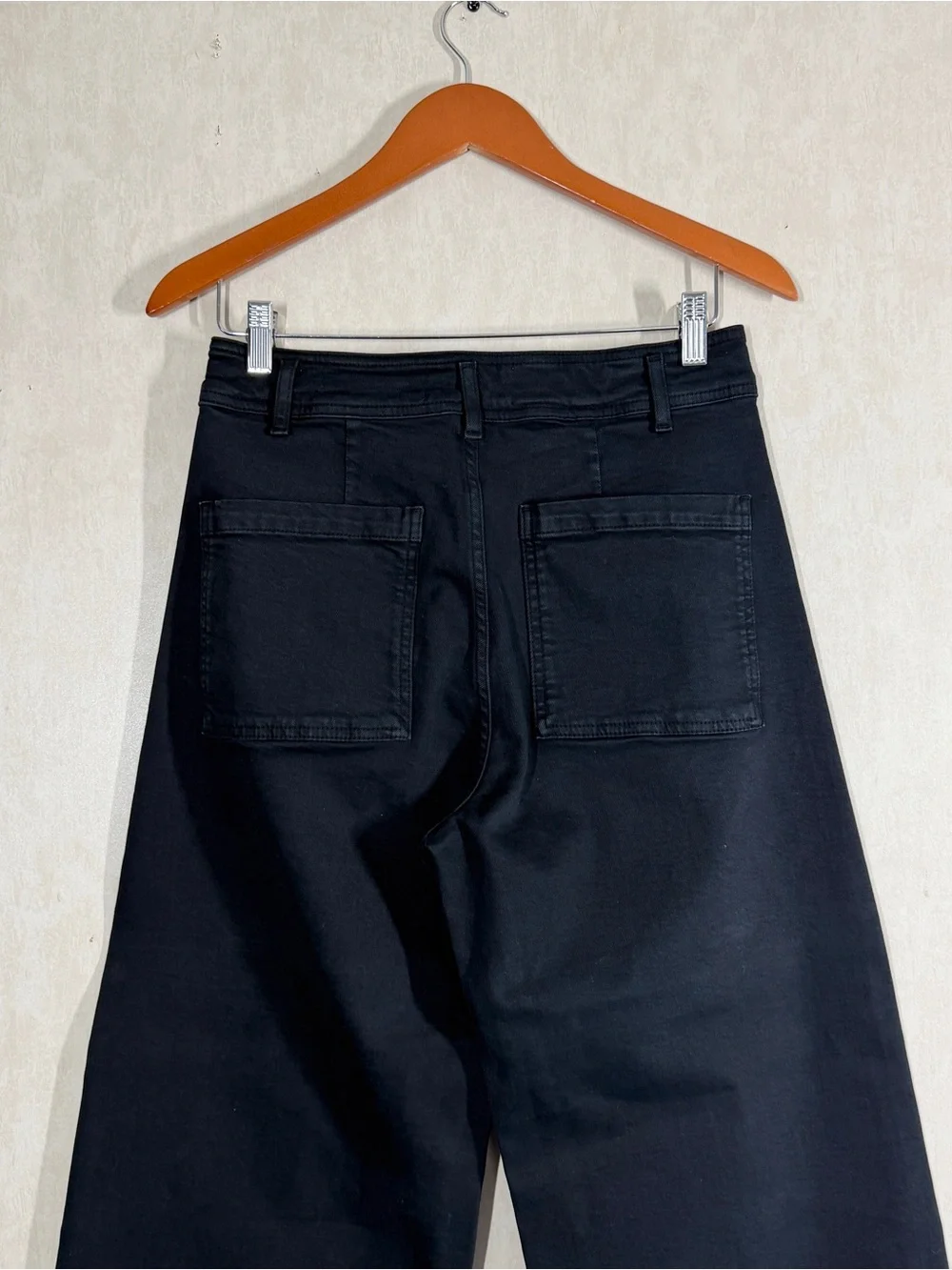 Zara note preowned